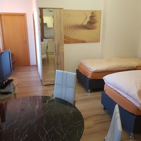 Ferienwohnung แอร์ฟวร์ท ภายนอก รูปภาพ