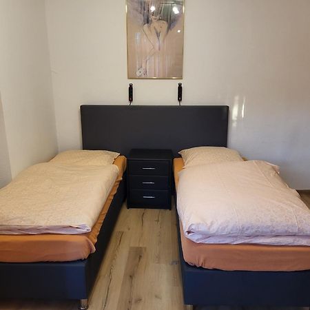 Ferienwohnung แอร์ฟวร์ท ภายนอก รูปภาพ