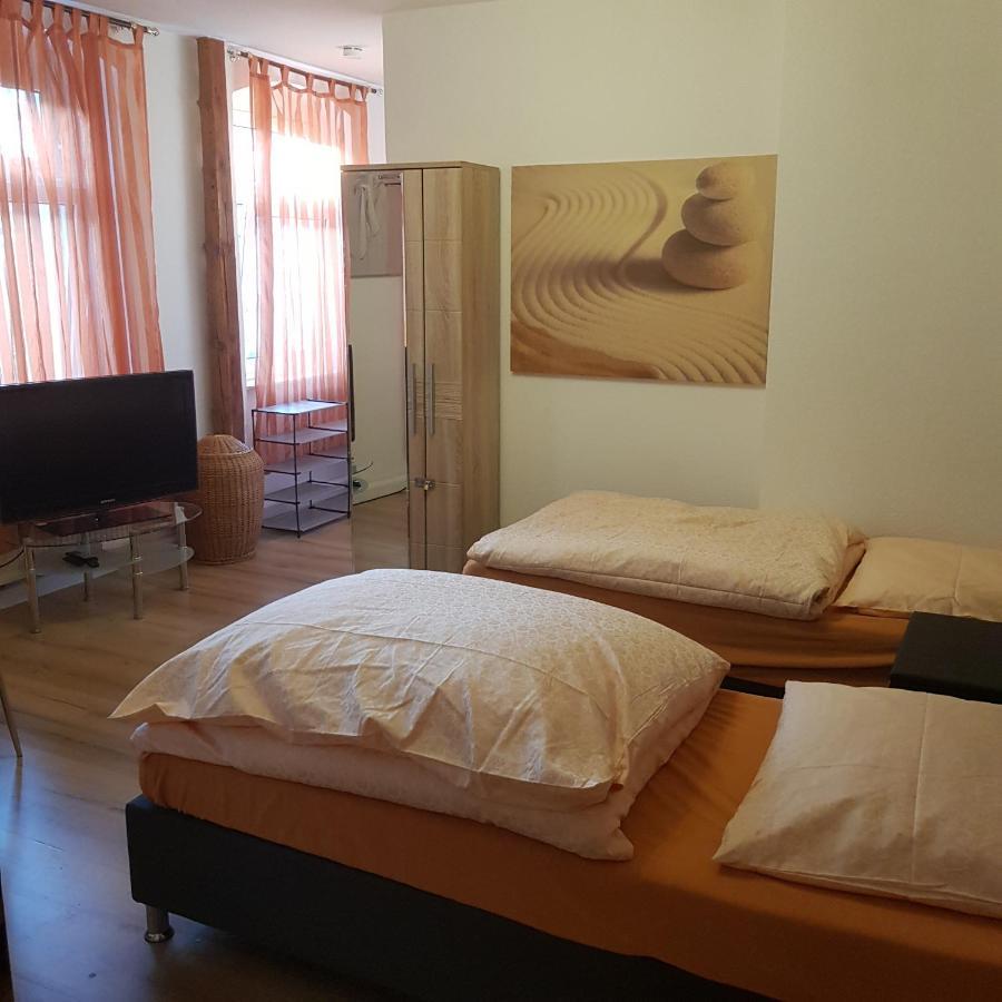 Ferienwohnung แอร์ฟวร์ท ภายนอก รูปภาพ