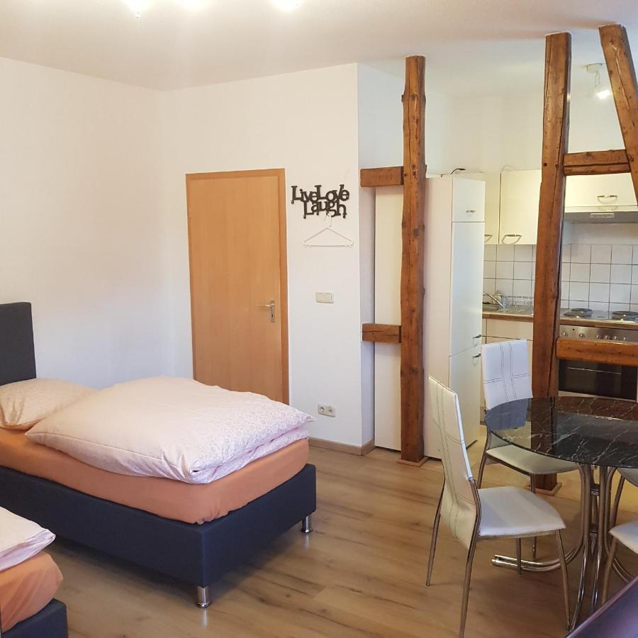 Ferienwohnung แอร์ฟวร์ท ภายนอก รูปภาพ