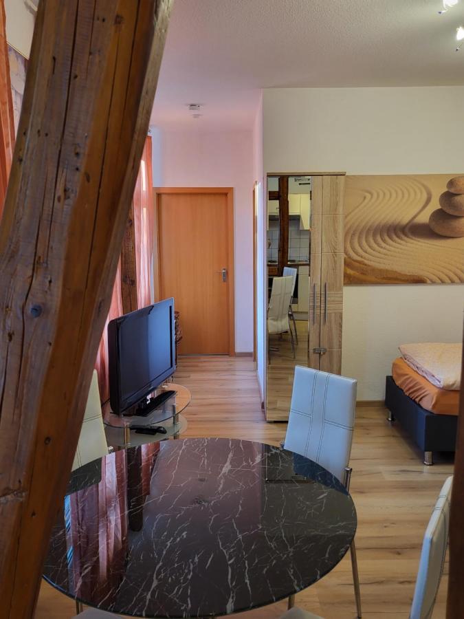 Ferienwohnung แอร์ฟวร์ท ภายนอก รูปภาพ