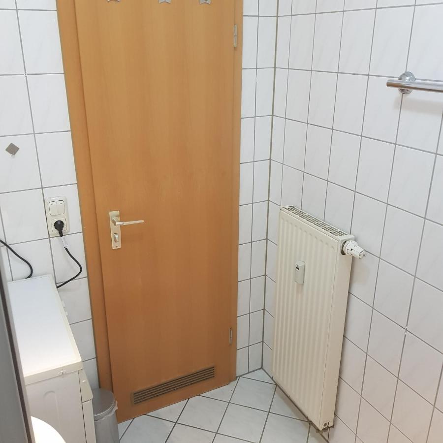 Ferienwohnung แอร์ฟวร์ท ภายนอก รูปภาพ