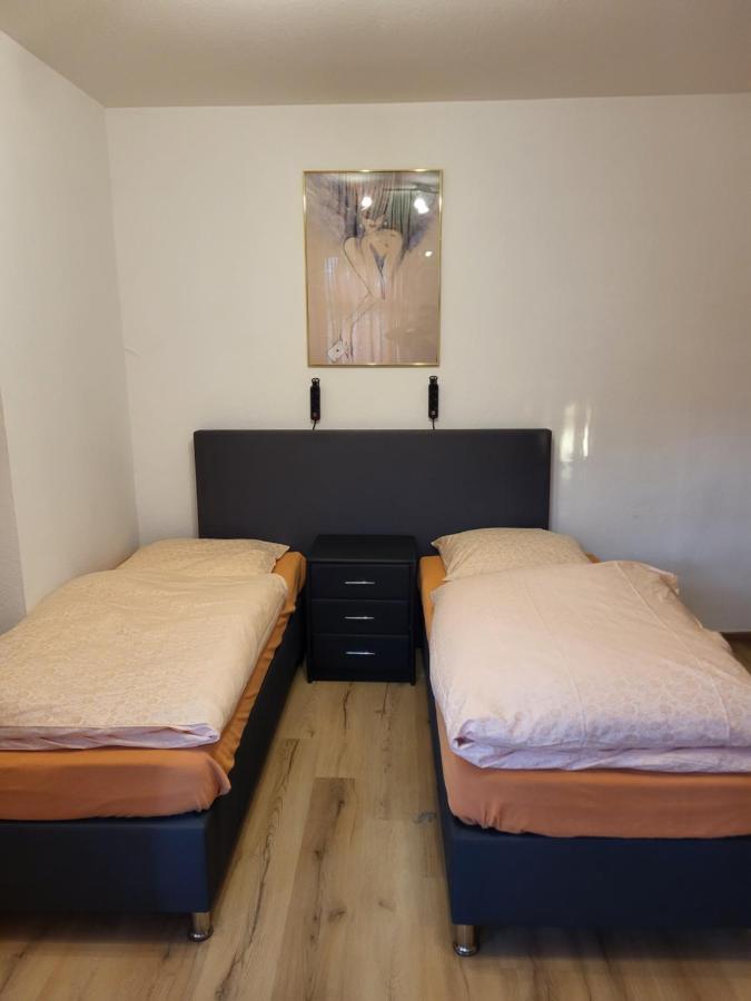 Ferienwohnung แอร์ฟวร์ท ภายนอก รูปภาพ