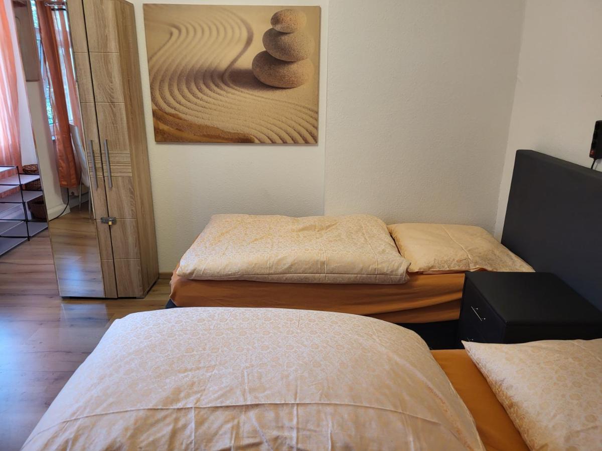 Ferienwohnung แอร์ฟวร์ท ภายนอก รูปภาพ
