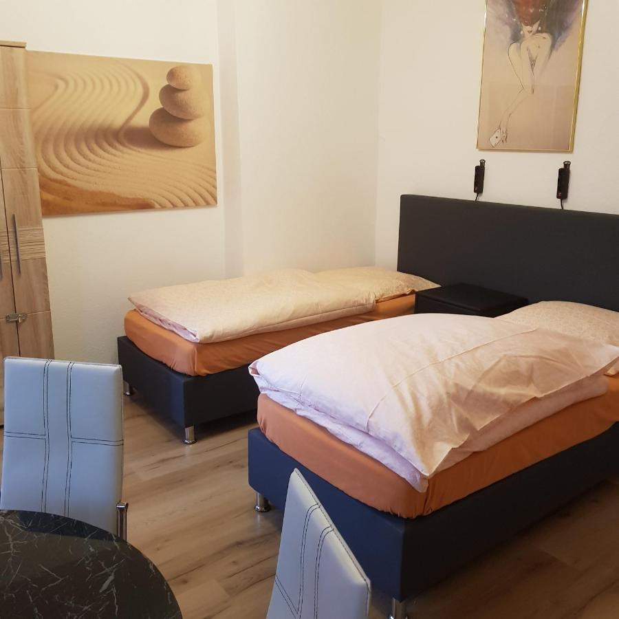 Ferienwohnung แอร์ฟวร์ท ภายนอก รูปภาพ