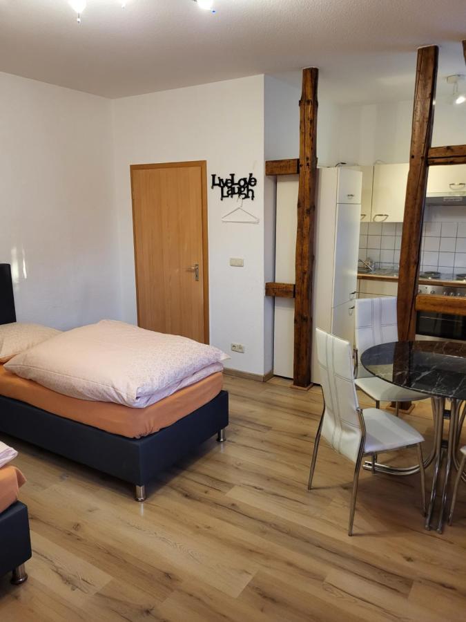 Ferienwohnung แอร์ฟวร์ท ภายนอก รูปภาพ